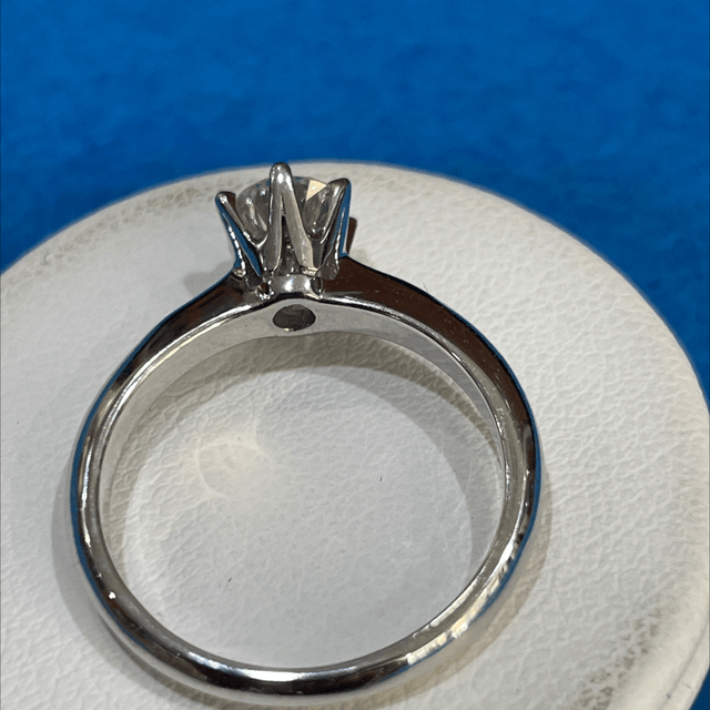 ANELLO SOLITARIO DIAMANTE NATURALE 0,56 Ct. VVS2 