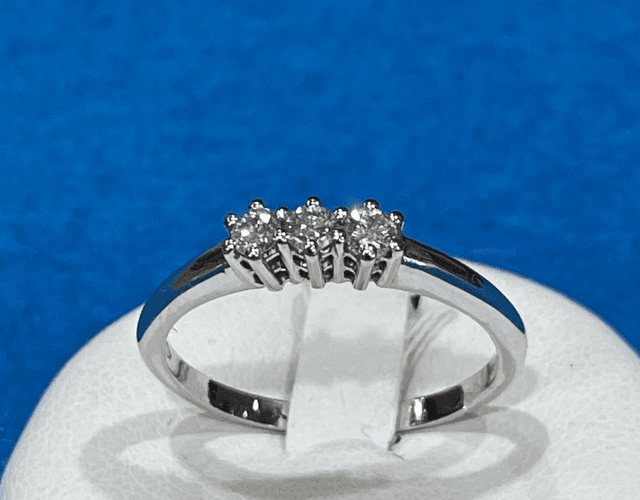 ANELLO DIAMANTI TRILOGY 0,21 Ct. 